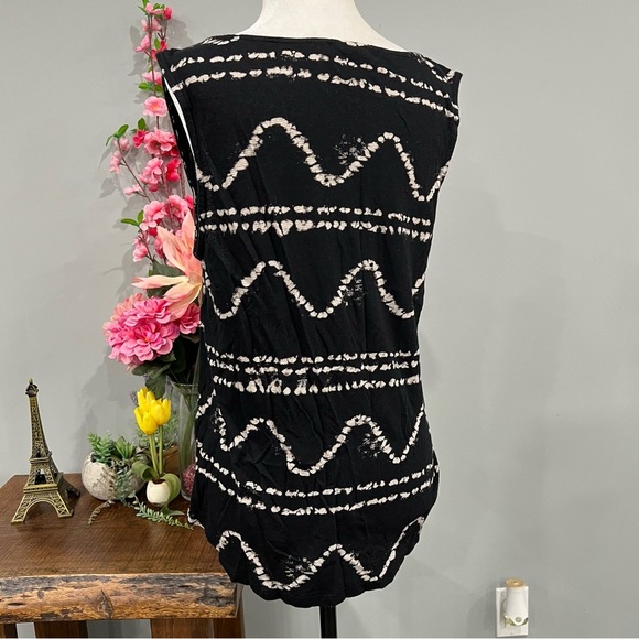 Lucky Brand Sleeveless Top - Picture 7 of 14